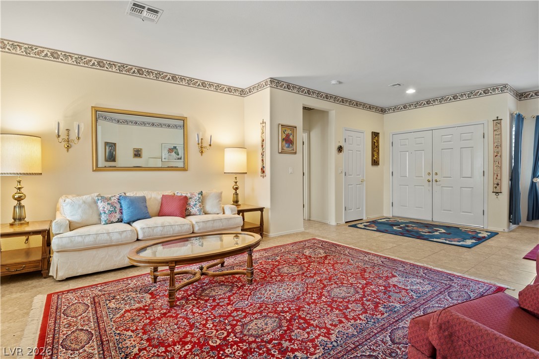 Photo 5 of 1833 Cherry Knolls Street