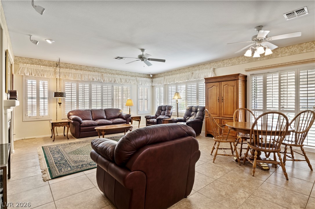 Photo 8 of 33, 1833 Cherry Knolls Street