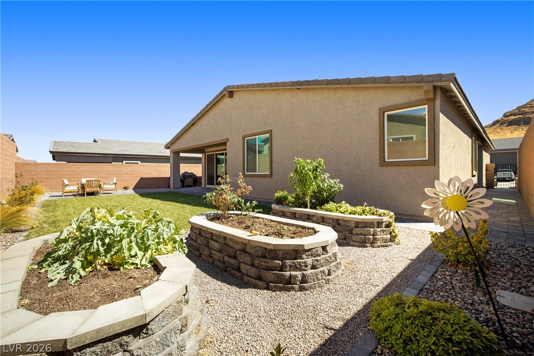 Photo 37 of 41, 9628 Slate Peak Avenue