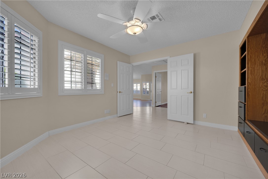 Photo 21 of 44, 3125 La Mancha Way