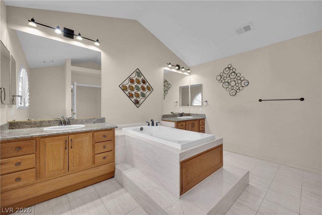 Photo 30 of 44, 3125 La Mancha Way