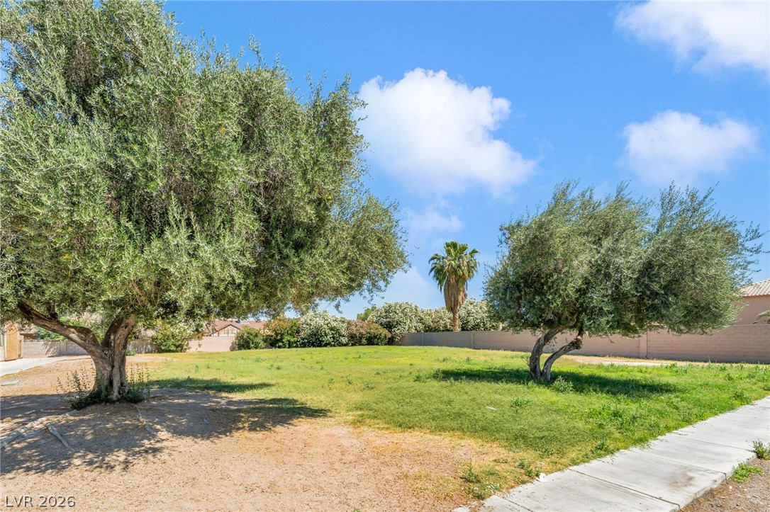 Photo 31 of 31, 579 Roxella Lane #B