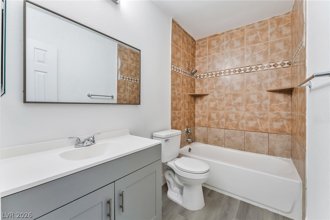 Photo 27 of 31, 579 Roxella Lane #B