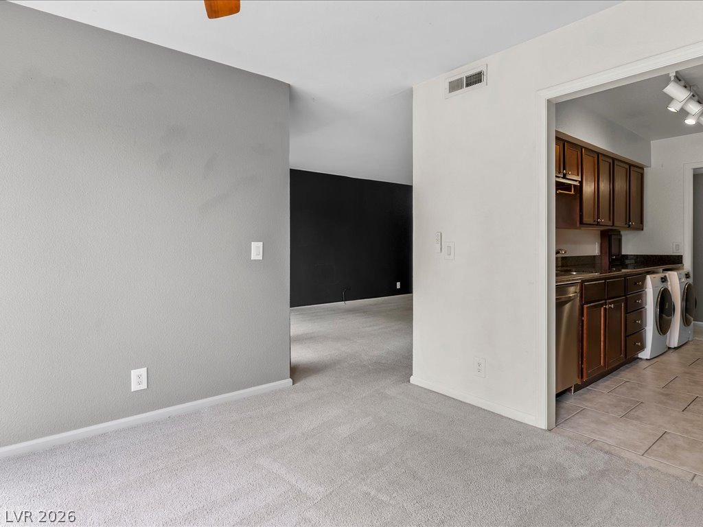 Photo 18 of 48, 2831 Geary Place #2934