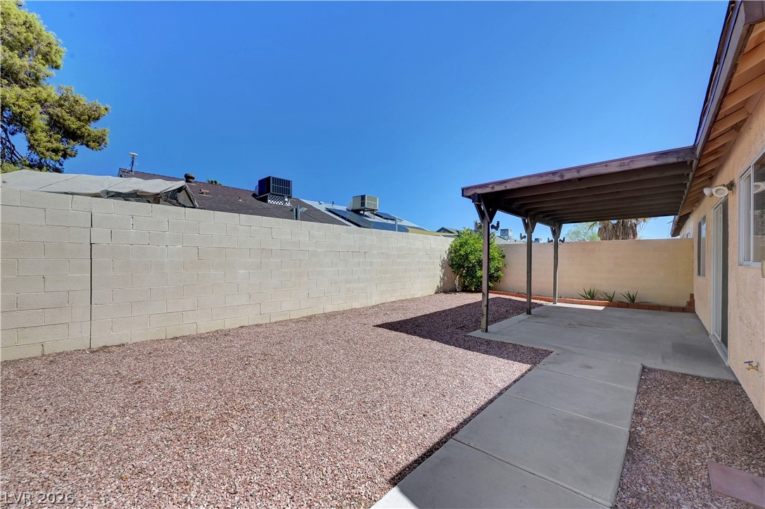 Photo 19 of 30, 7016 Sylvan Oak Drive