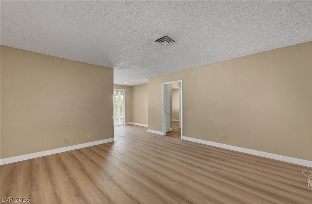 Photo 2 of 7016 Sylvan Oak Drive