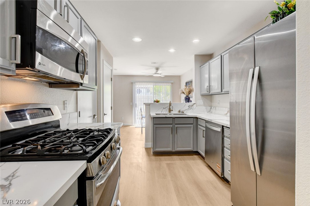 Photo 18 of 58, 3923 Starfield Lane