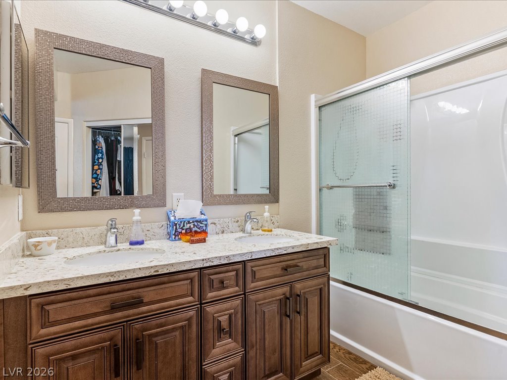 Photo 24 of 43, 9901 Trailwood Drive #2083