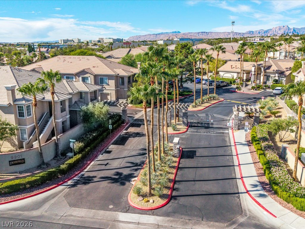 Photo 38 of 43, 9901 Trailwood Drive #2083