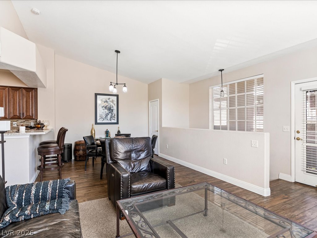Photo 12 of 43, 9901 Trailwood Drive #2083
