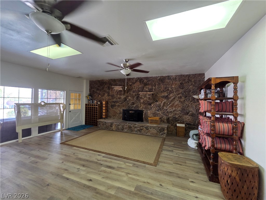 Photo 12 of 54, 1590 Palomino Drive