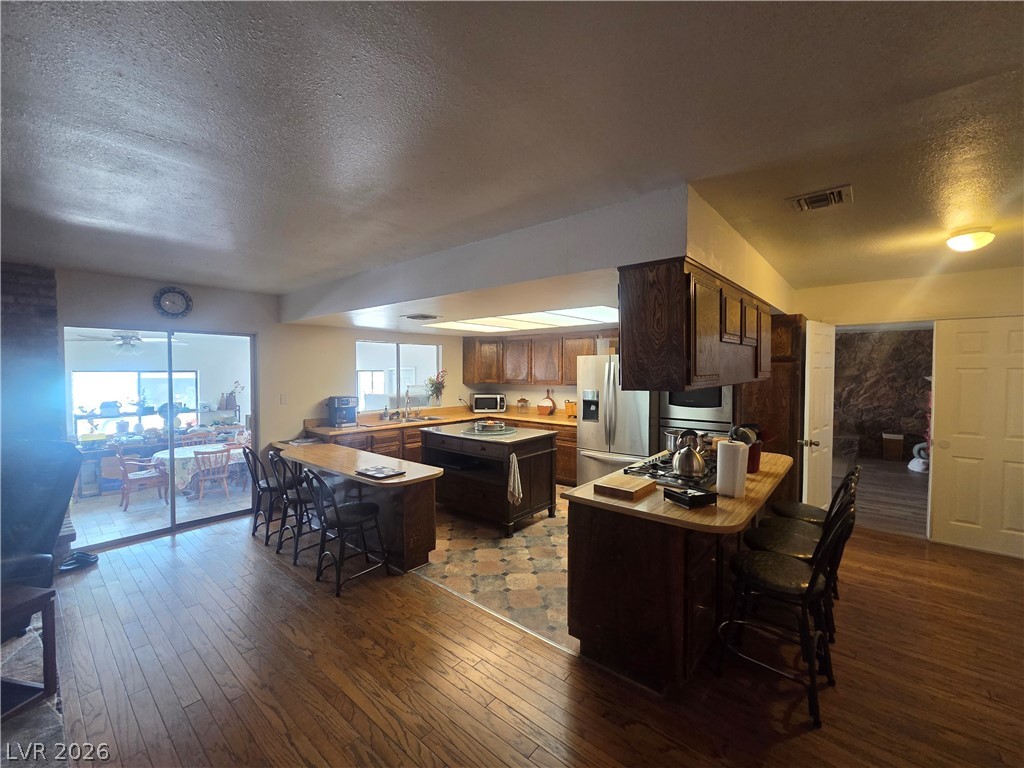Photo 5 of 1590 Palomino Drive