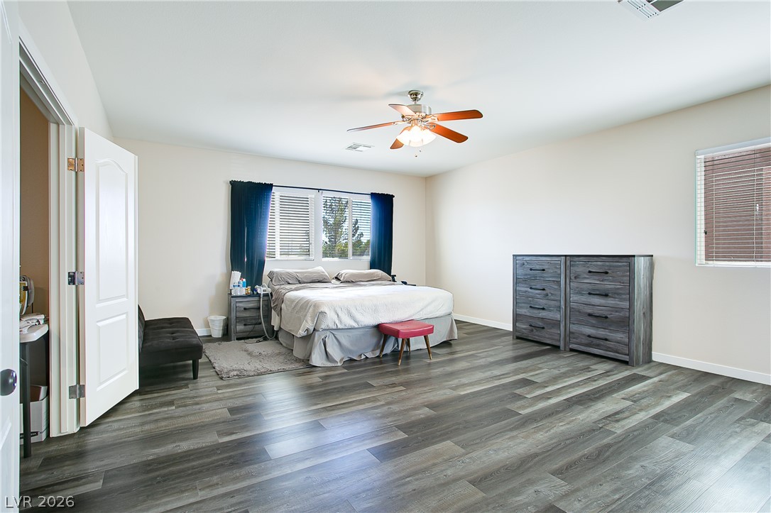 Photo 32 of 39, 5520 Oatfield Street