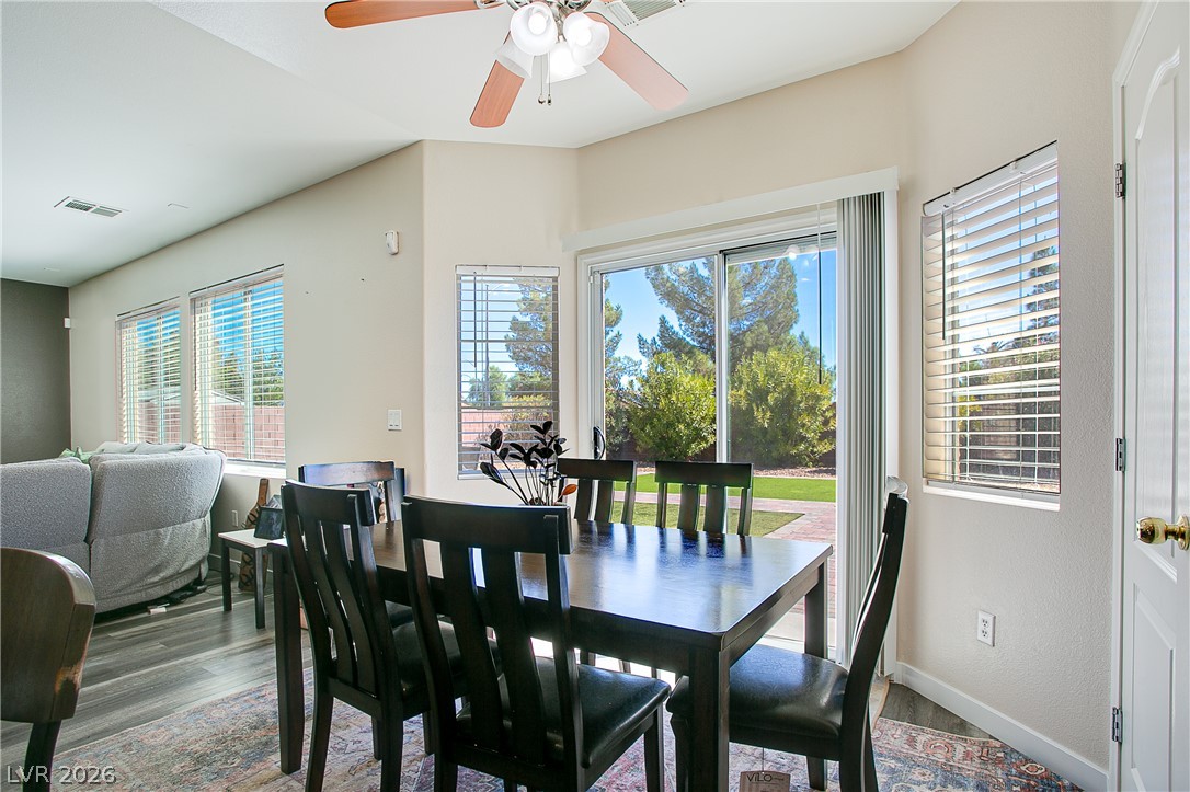 Photo 14 of 39, 5520 Oatfield Street