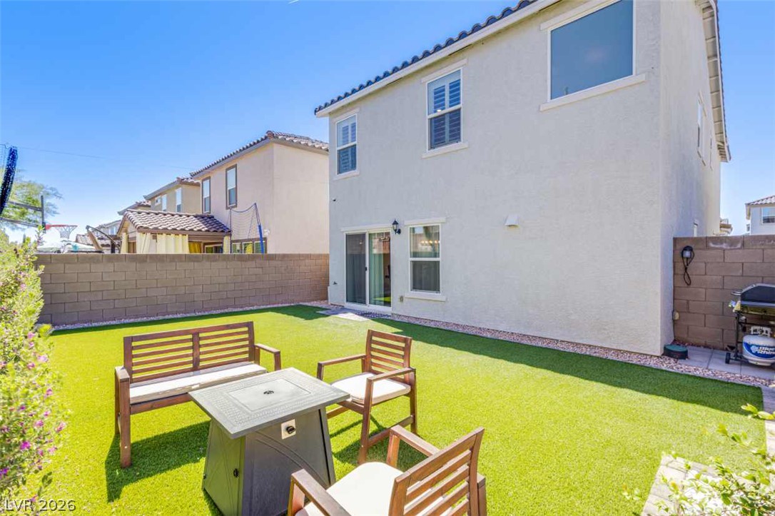 Photo 9 of 34, 7712 Lush Oasis Avenue