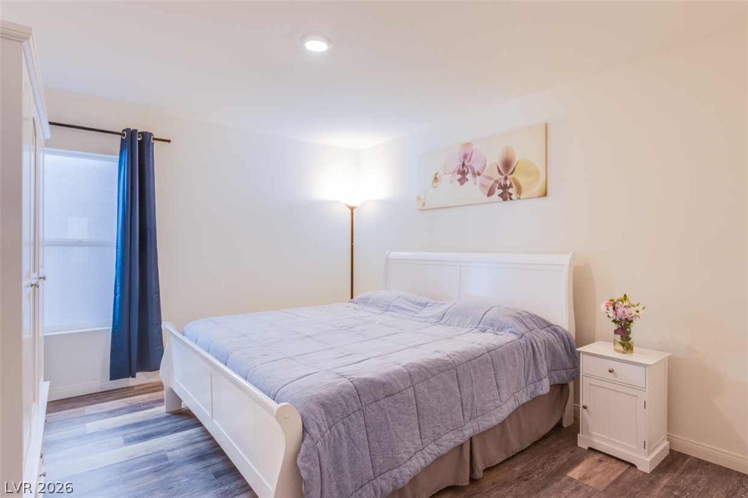Photo 31 of 34, 7712 Lush Oasis Avenue