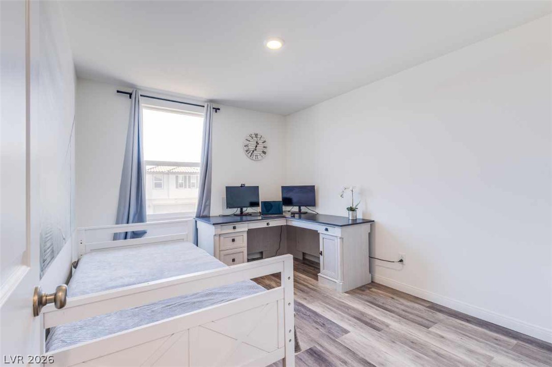 Photo 3 of 7712 Lush Oasis Avenue