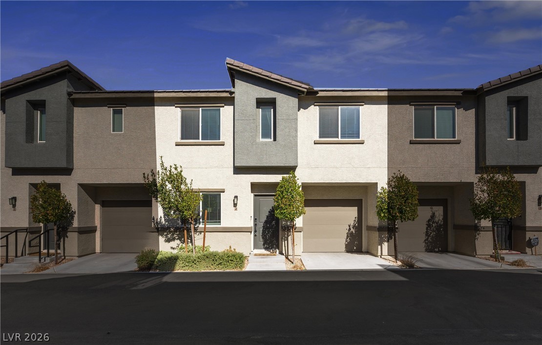 12240 Golden Wreath Road #2, Las Vegas 89183