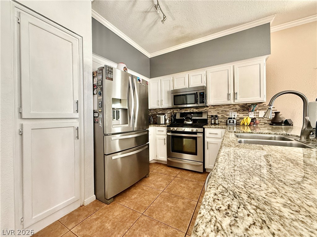 Photo 9 of 22, 2305 Loggerhead Road