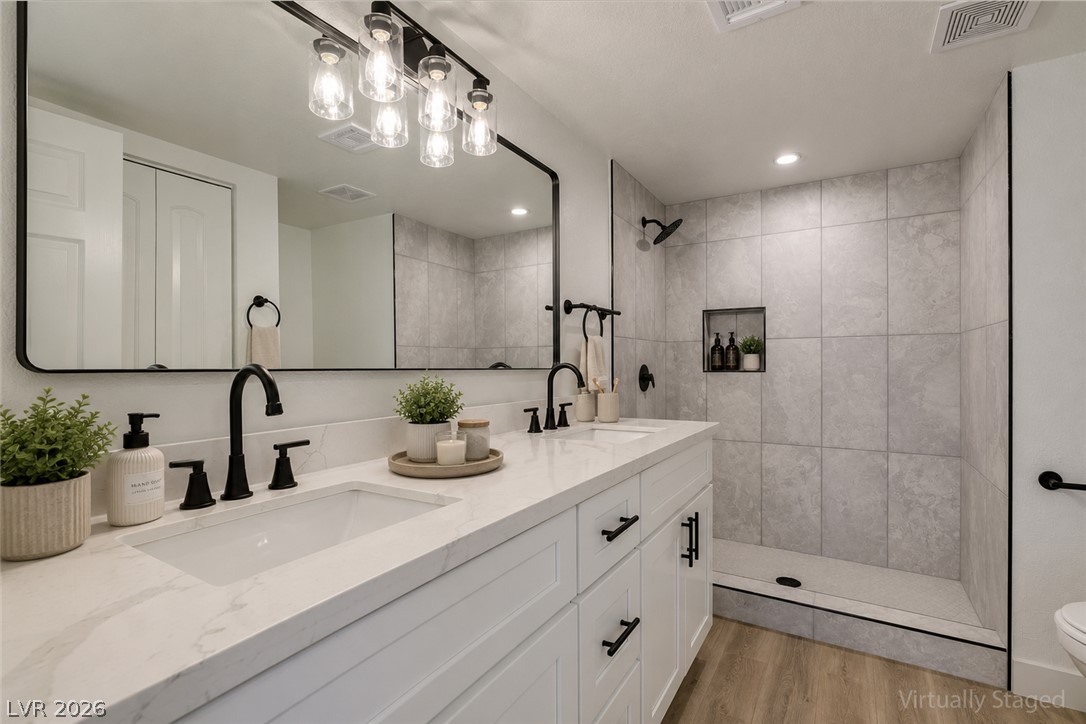 Photo 9 of 11, 4702 Obannon Drive #A