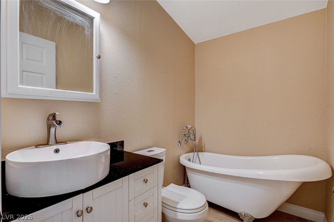 Photo 33 of 60, 3160 S Fallwood Street