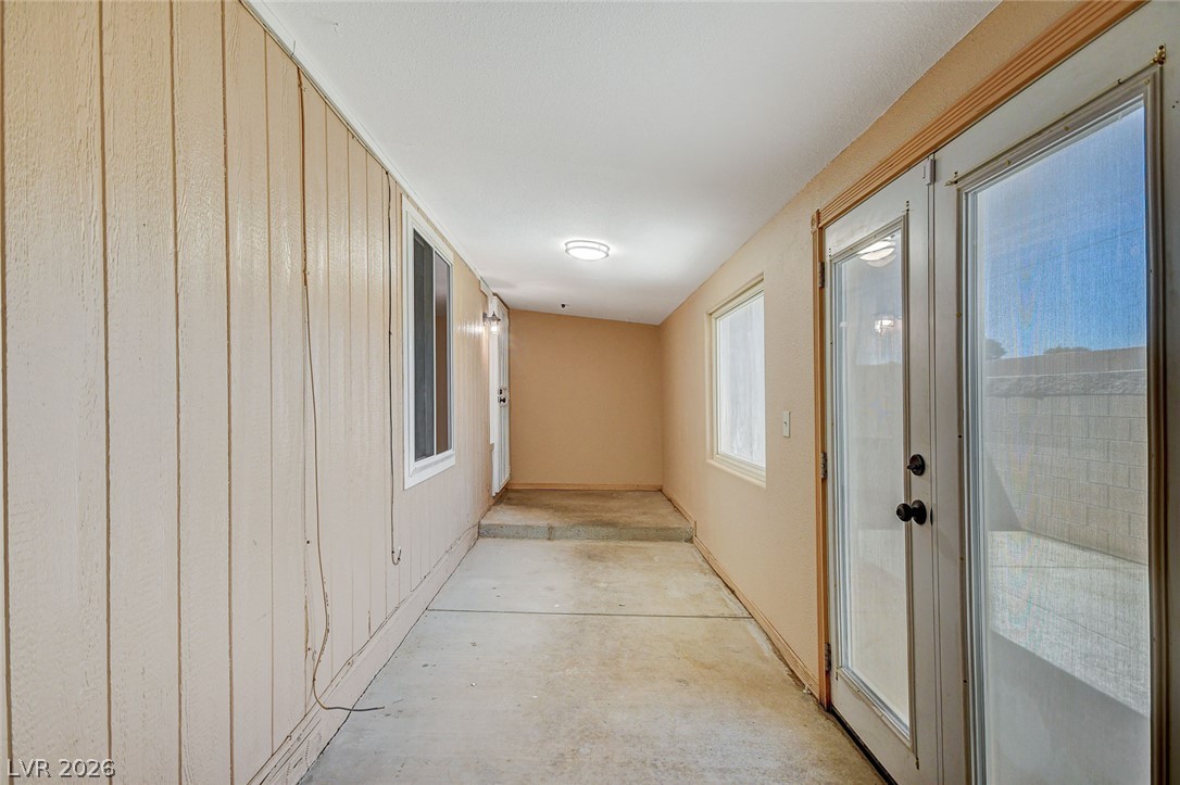 Photo 46 of 60, 3160 S Fallwood Street