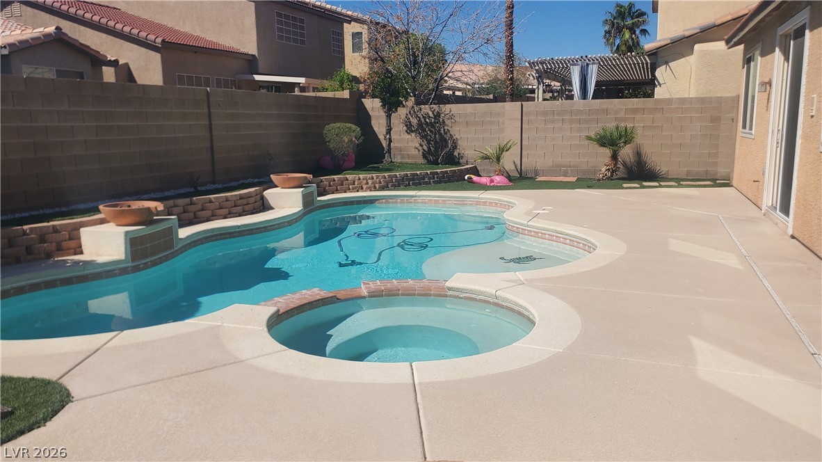 7471 Burnt Oak Avenue, Las Vegas 89113