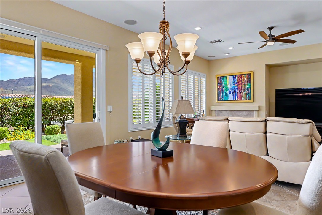 Photo 5 of 2204 Canyonville Drive