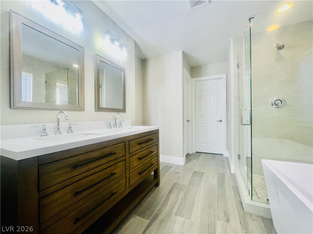 Photo 14 of 29, 9224 Canalino Drive