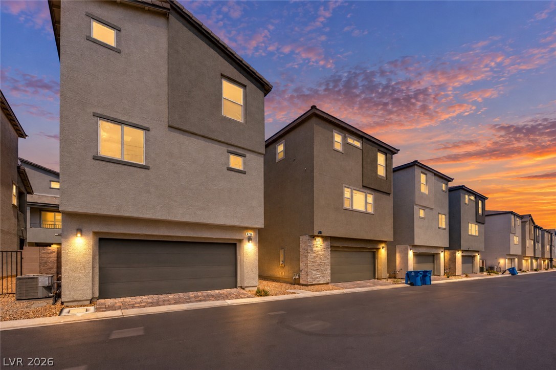 4740 Parkarbor Avenue, Las Vegas 89141