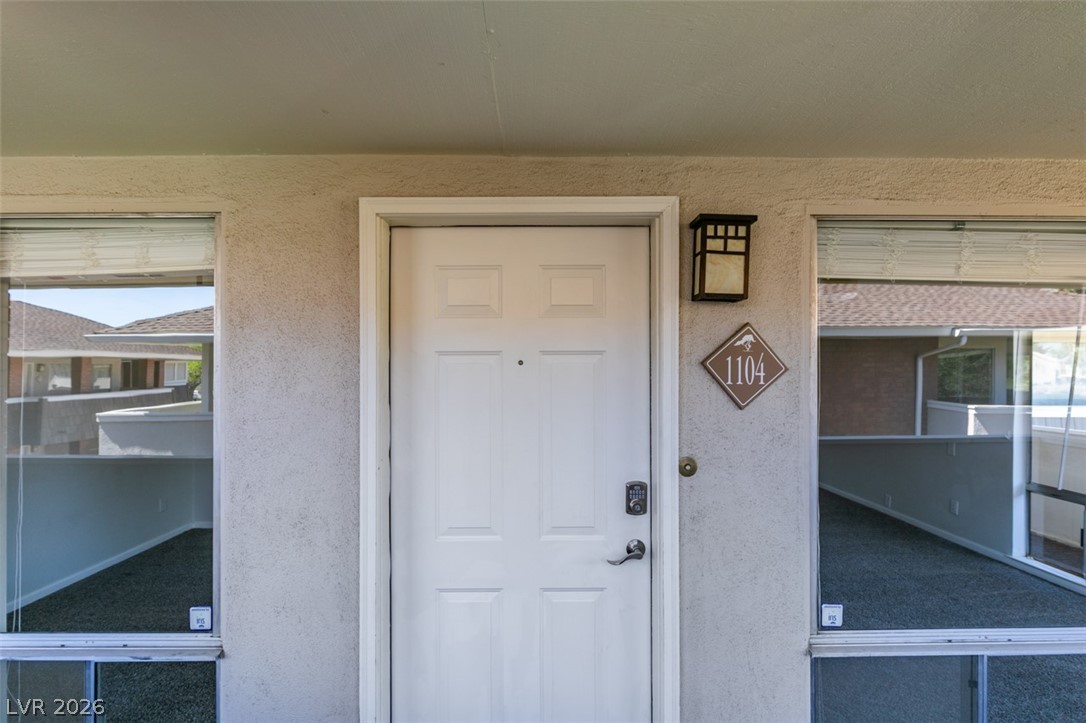 Photo 5 of 714 Oakmont Avenue #1104
