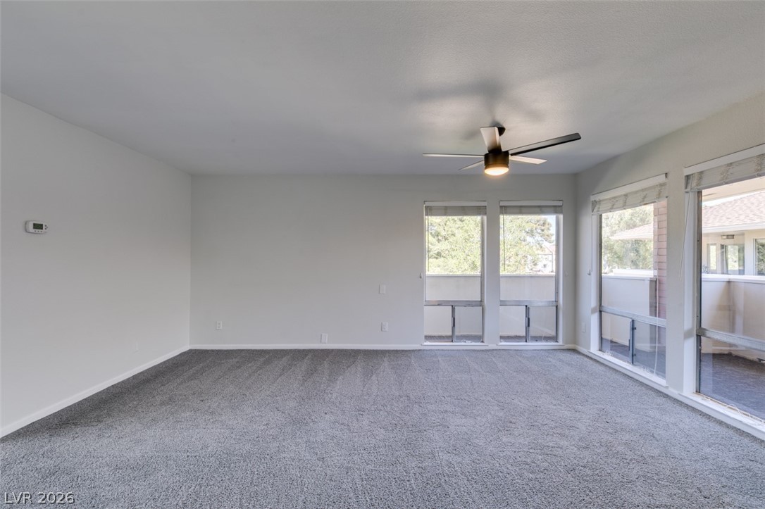 Photo 16 of 41, 714 Oakmont Avenue #1104