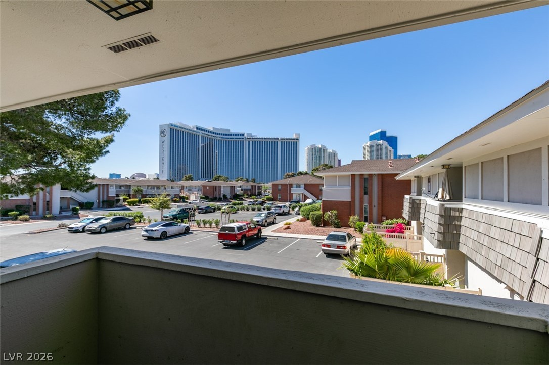 Photo 38 of 41, 714 Oakmont Avenue #1104