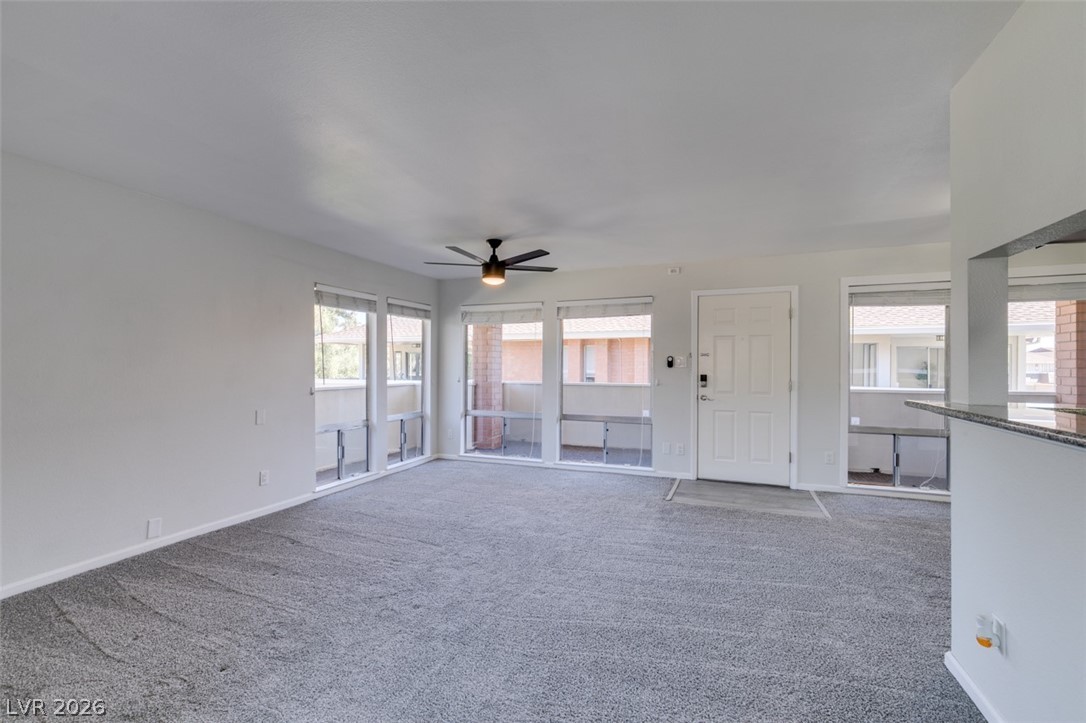 Photo 20 of 41, 714 Oakmont Avenue #1104