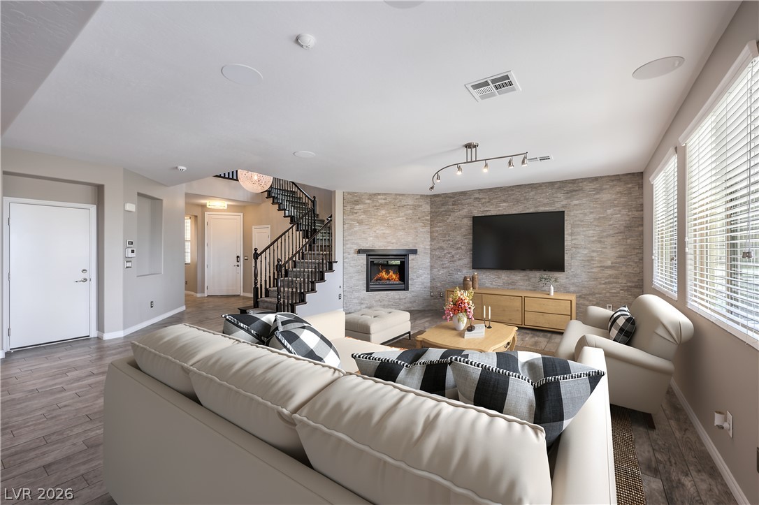 Photo 9 of 95, 12255 CRYSTAL SHORE Avenue