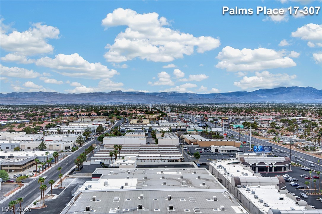 Photo 18 of 47, 4381 W Flamingo Road #1707