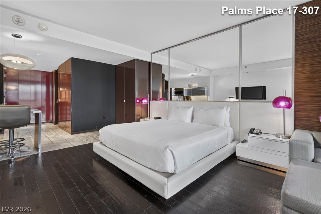 Photo 27 of 47, 4381 W Flamingo Road #1707