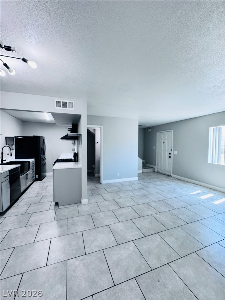 Photo 2 of 3671 Villa Knolls East Drive