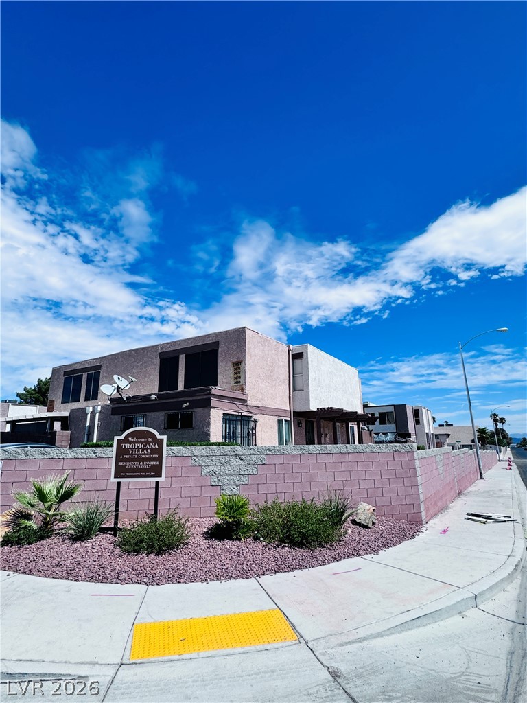3671 Villa Knolls East Drive, Las Vegas