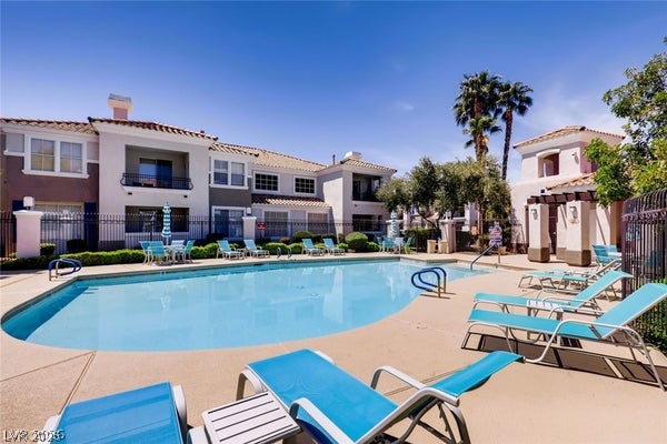 2325 Windmill Parkway #1813, Henderson 89074