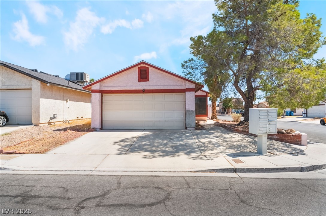 1909 Plumas Court, Las Vegas 89108