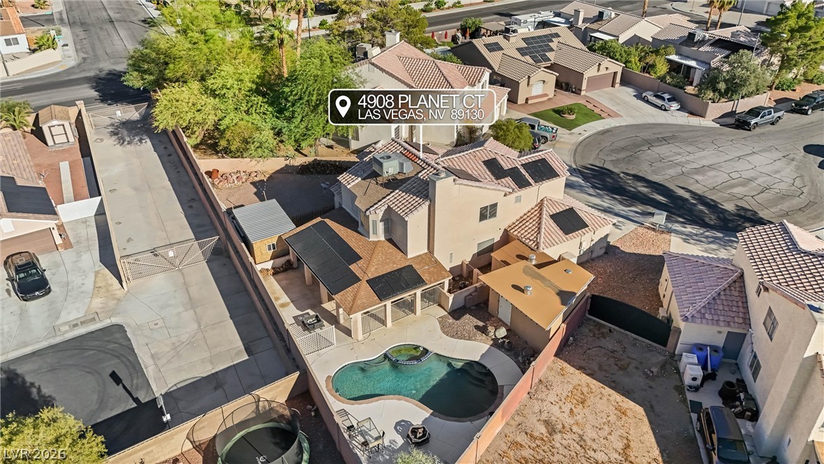 Photo 4 of 4908 Planet Court
