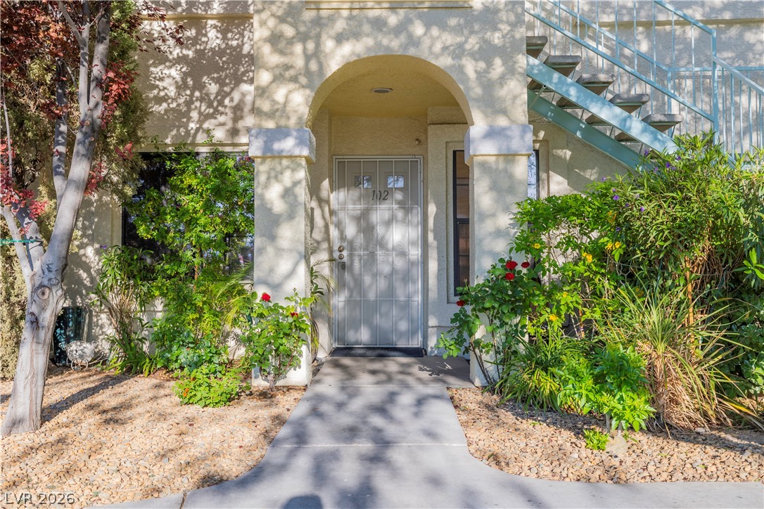Photo 2 of 4847 S Torrey Pines Drive #102
