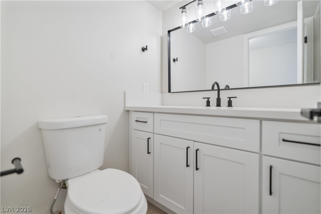 Photo 6 of 26, 3357 Narod Street