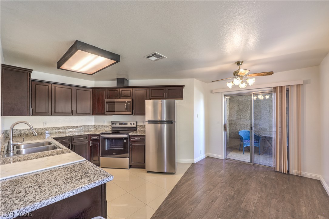 Photo 11 of 29, 5181 Pioneer Avenue #202