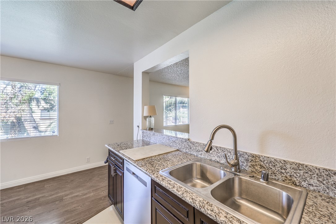 Photo 14 of 29, 5181 Pioneer Avenue #202