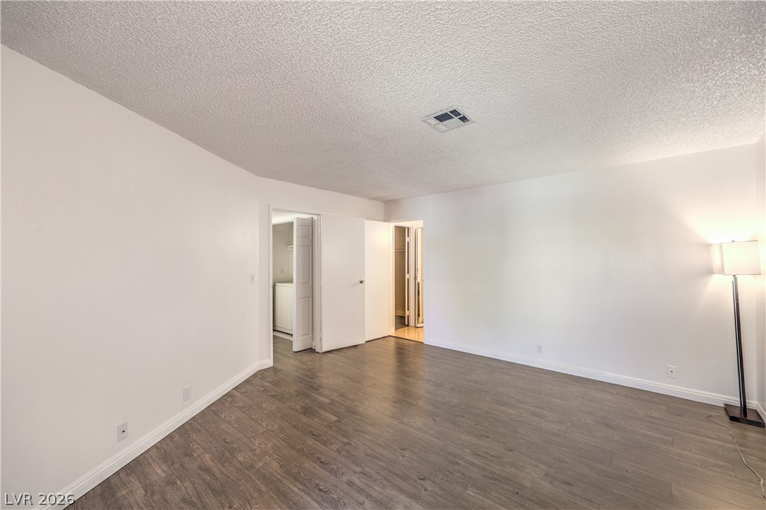 Photo 18 of 29, 5181 Pioneer Avenue #202