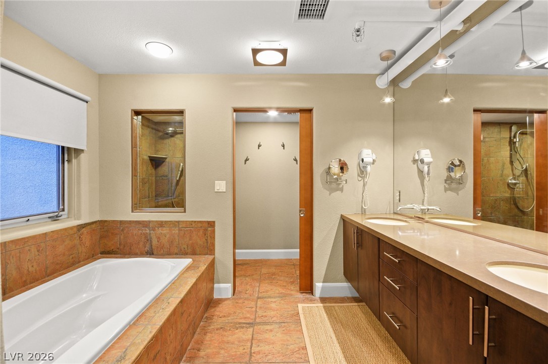 Photo 33 of 67, 11441 Allerton Park Drive #213