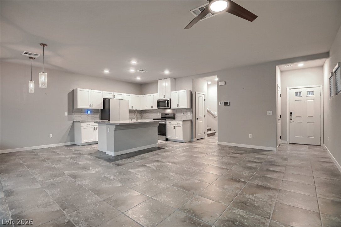 Photo 5 of 3763 Lambent Avenue