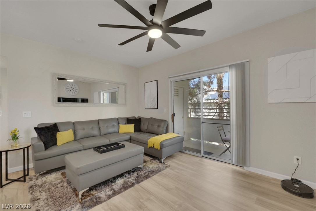 Photo 7 of 21, 5650 E Sahara Avenue #2017